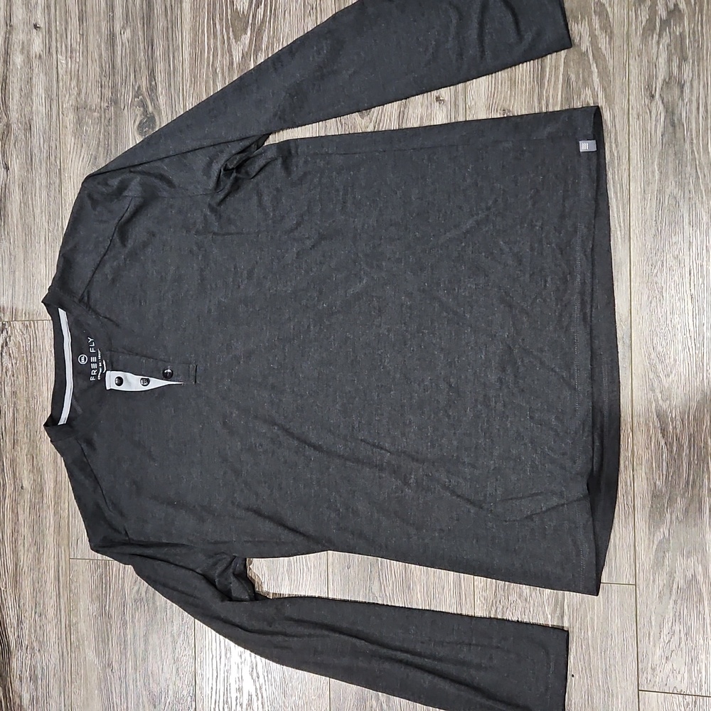 EUC Free Fly Apparel Henley